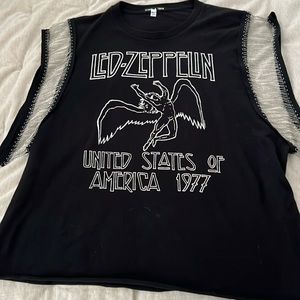 Led Zeppelin vintage t shirt with chains on sleeves.